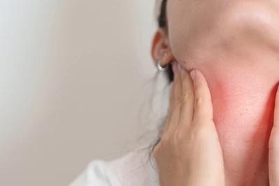 Objawy Hashimoto: sprawdź, czy masz! Jakie zrobić badania?