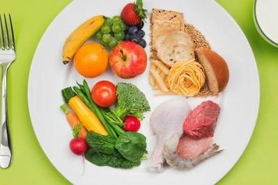 Dieta nastolatka – czego organizm potrzebuje w okresie intensywnego wzrostu?