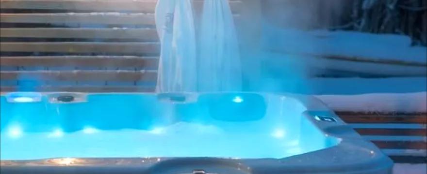 Relaks w jacuzzi – lepszy latem czy zimą?