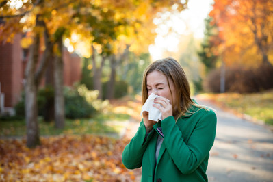 Dlaczego mam alergię, czyli skąd się bierze alergia?