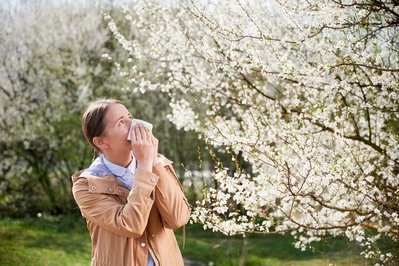 Jak skutecznie walczyć z alergią na pyłki?