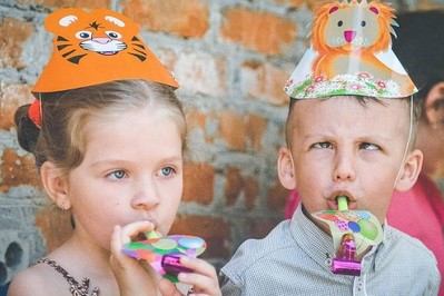 Ospa party: moda czy dobry sposób na nabycie odporności? To WAŻNE
