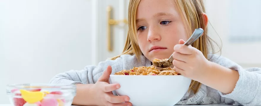 Boisz się, że dziecko będzie głodne? Twój lęk może spowodować zaburzenia odżywiania!