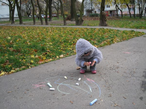 Rysowanie kredą, jesień